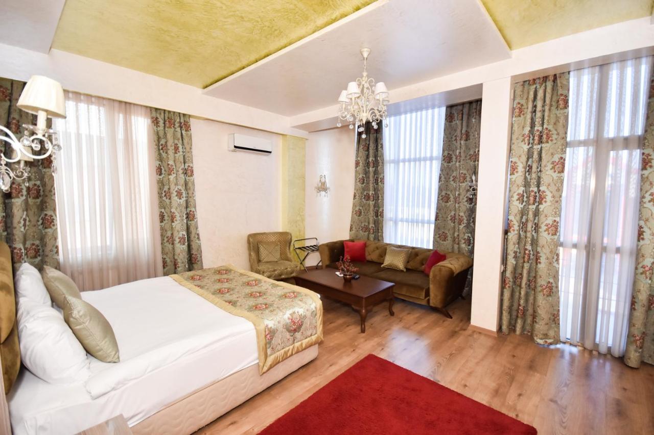 Iberia Palace Hotel Зугдіді Екстер'єр фото